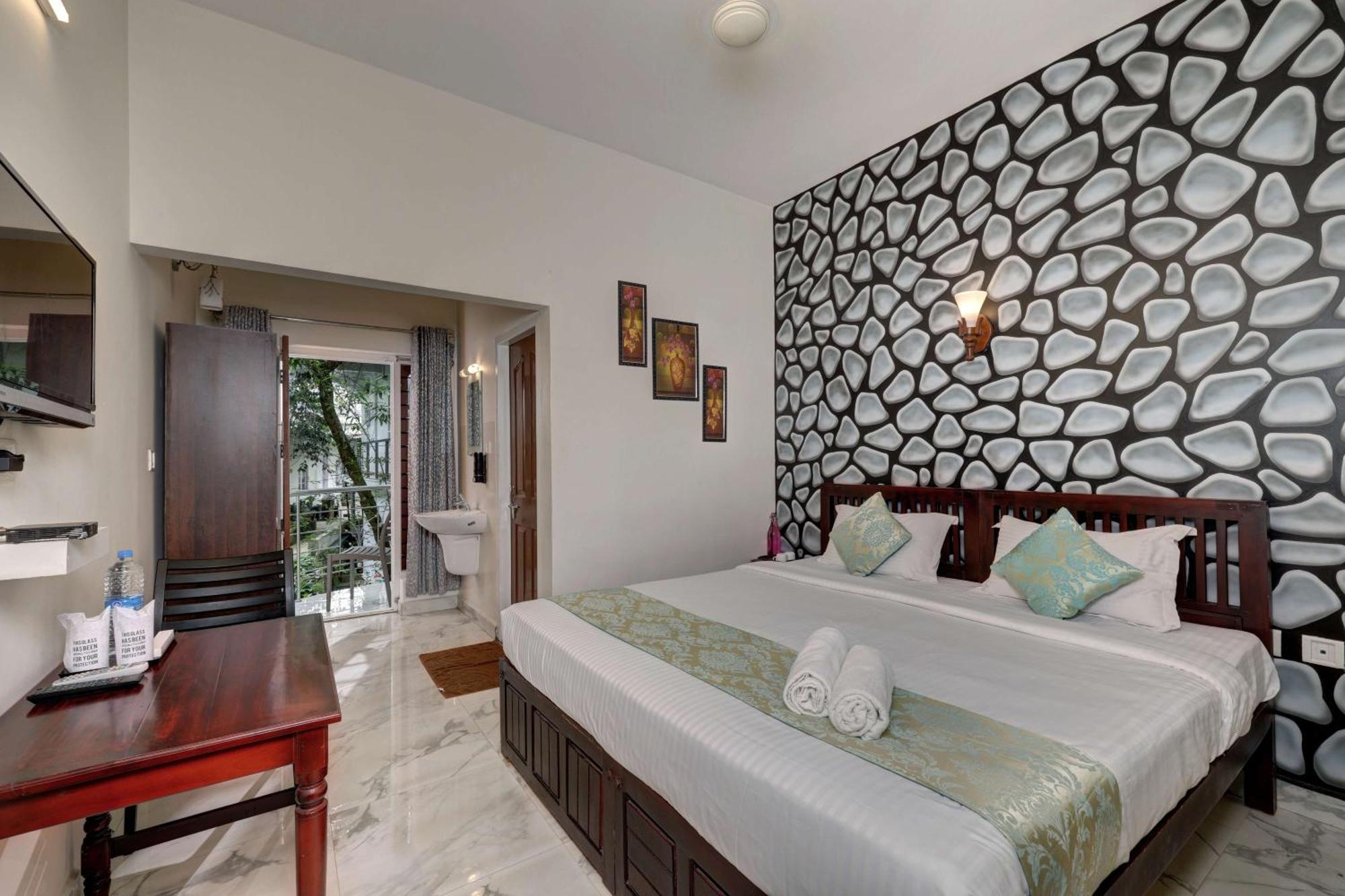 Kurinji Wanderlust Resort Munnar Buitenkant foto